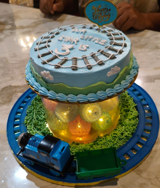 Thomas Train Cake